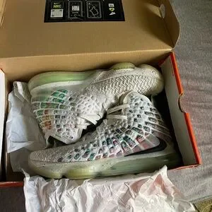 Nike | Shoes | Nike White Athletic Shoes With Modern 